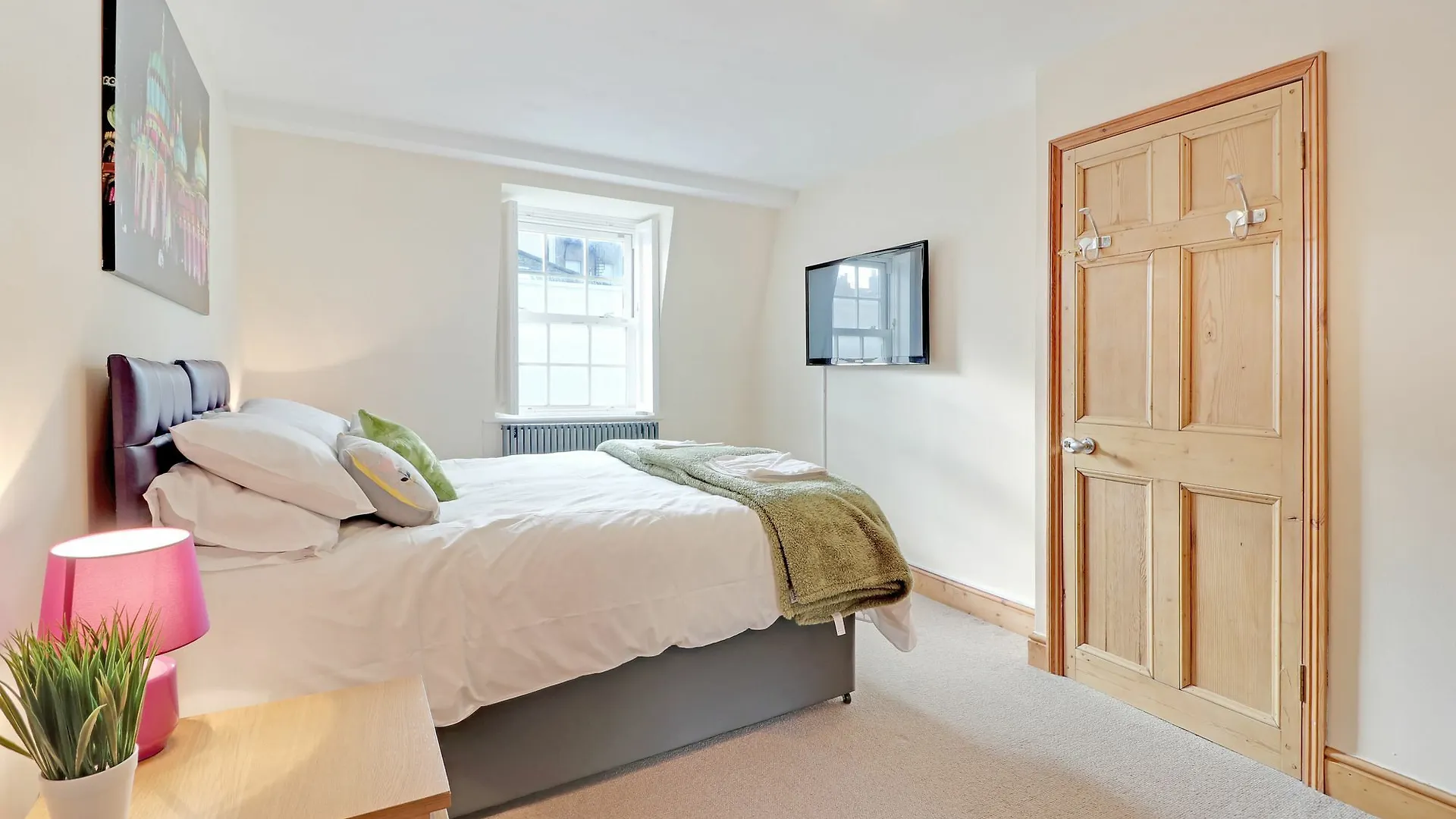 Brighton Getaways - Pebble Mews Apartment